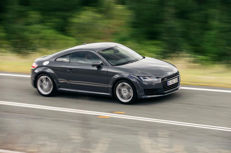  Audi TT Coupe 2.0 TFSI Quattro (8S) 2015 года  (AU) (фото 14 из 20)